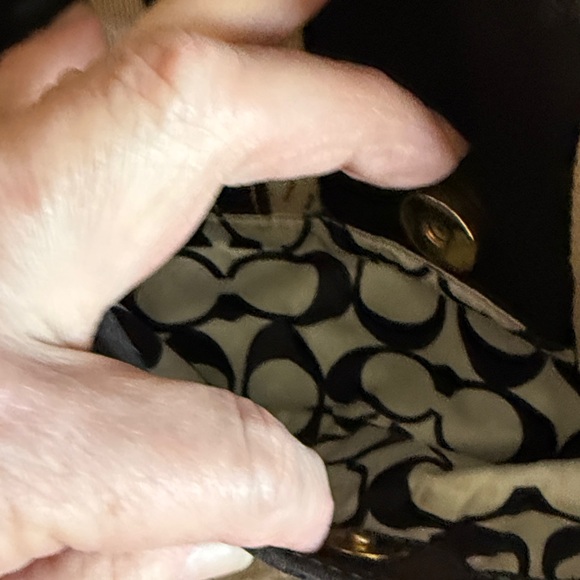 Black and Tan Women's Bag - Picture 6 of 8